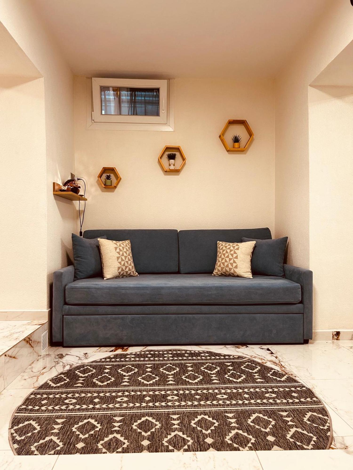 Marble House Apartment Кавала Екстериор снимка