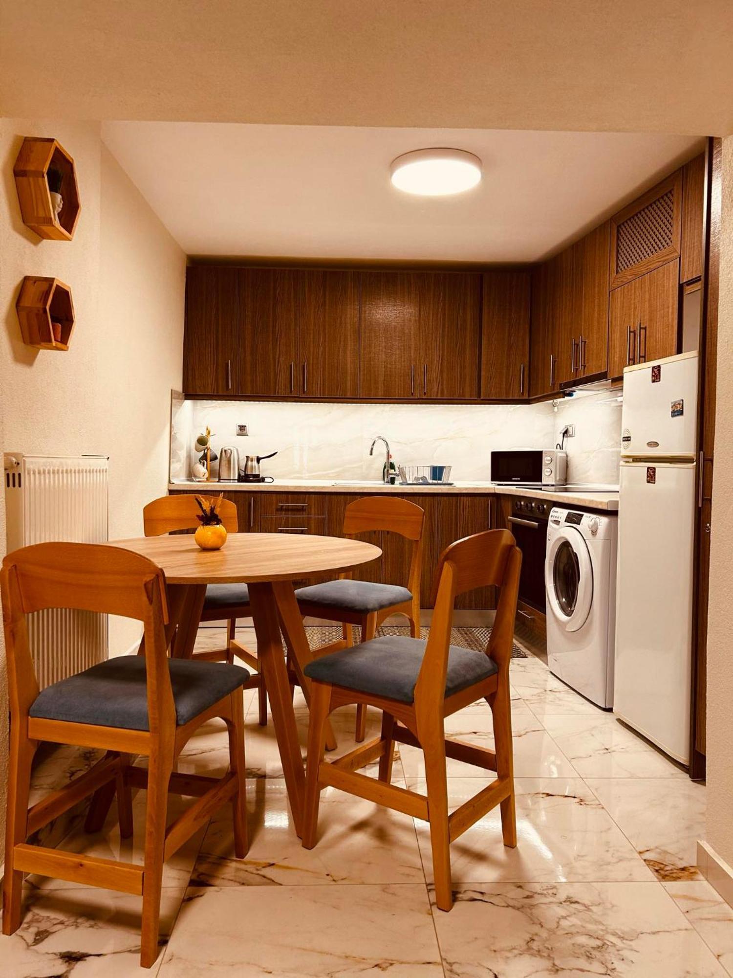 Marble House Apartment Кавала Екстериор снимка