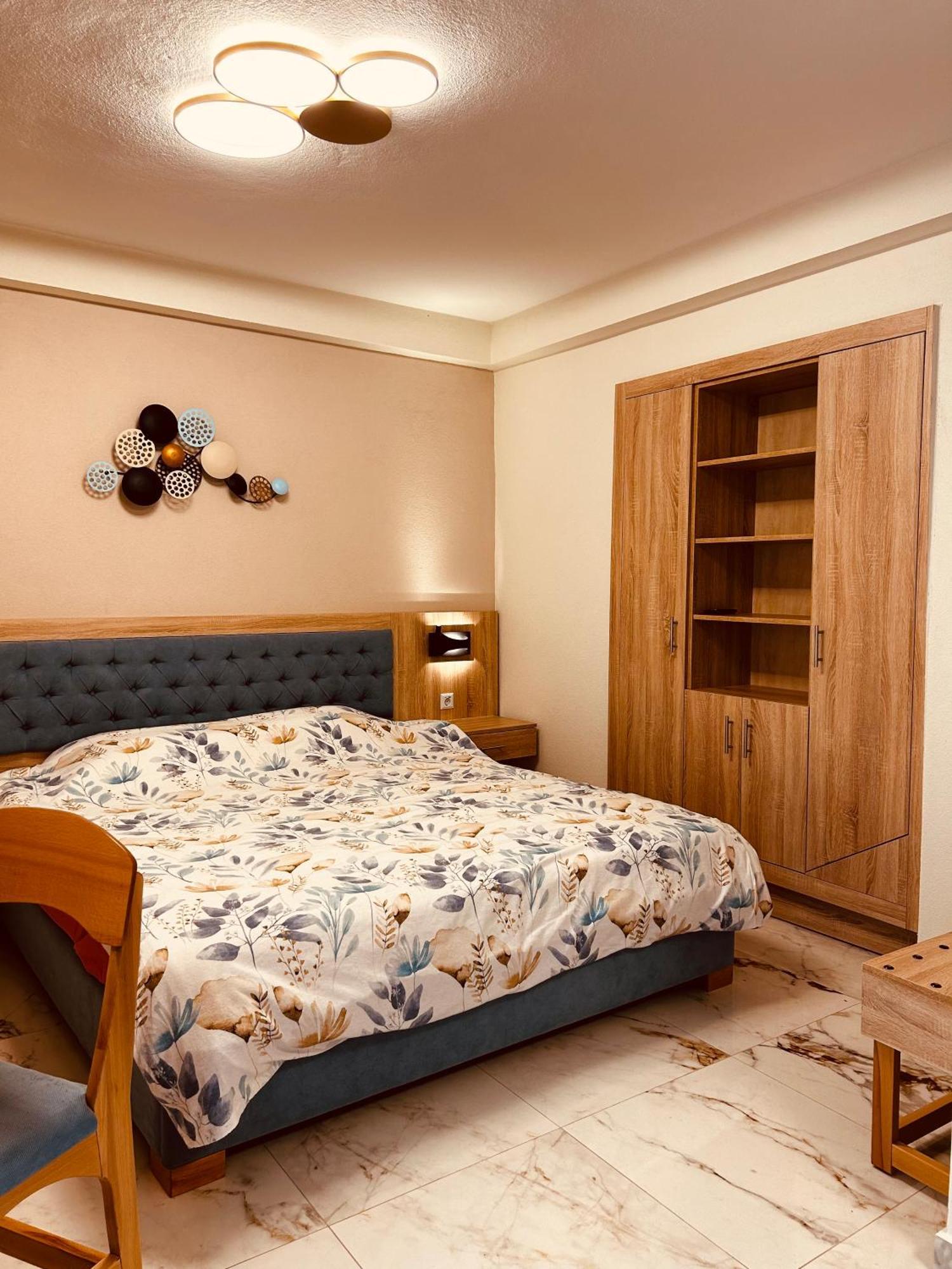 Marble House Apartment Кавала Екстериор снимка