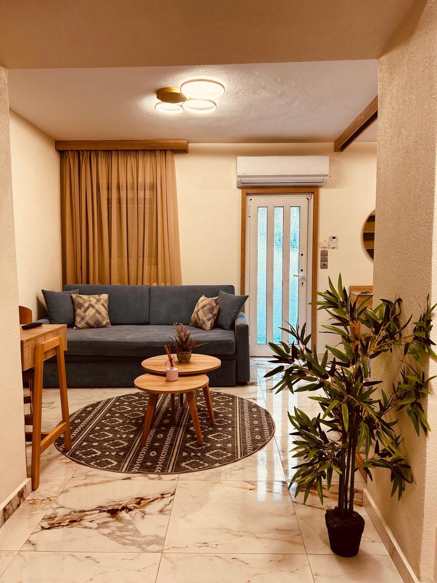Marble House Apartment Кавала Екстериор снимка